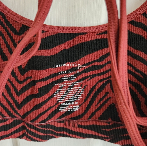 Free people sports tank size l/xl - Picture 2 of 3
